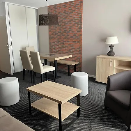 4 Pers Avec Terrasse, Animaux Admis - Fr-1-860-43 Апартаменты