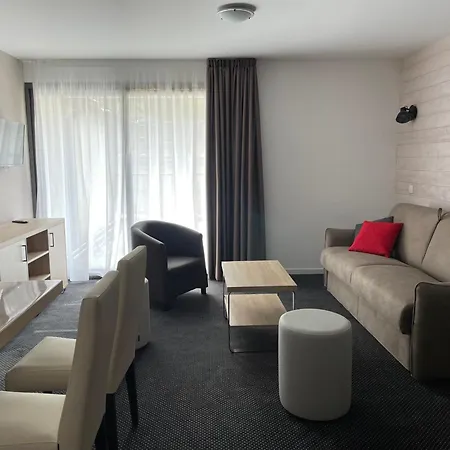 Gourette 4 Pers Avec Terrasse, Animaux Admis - Fr-1-860-43